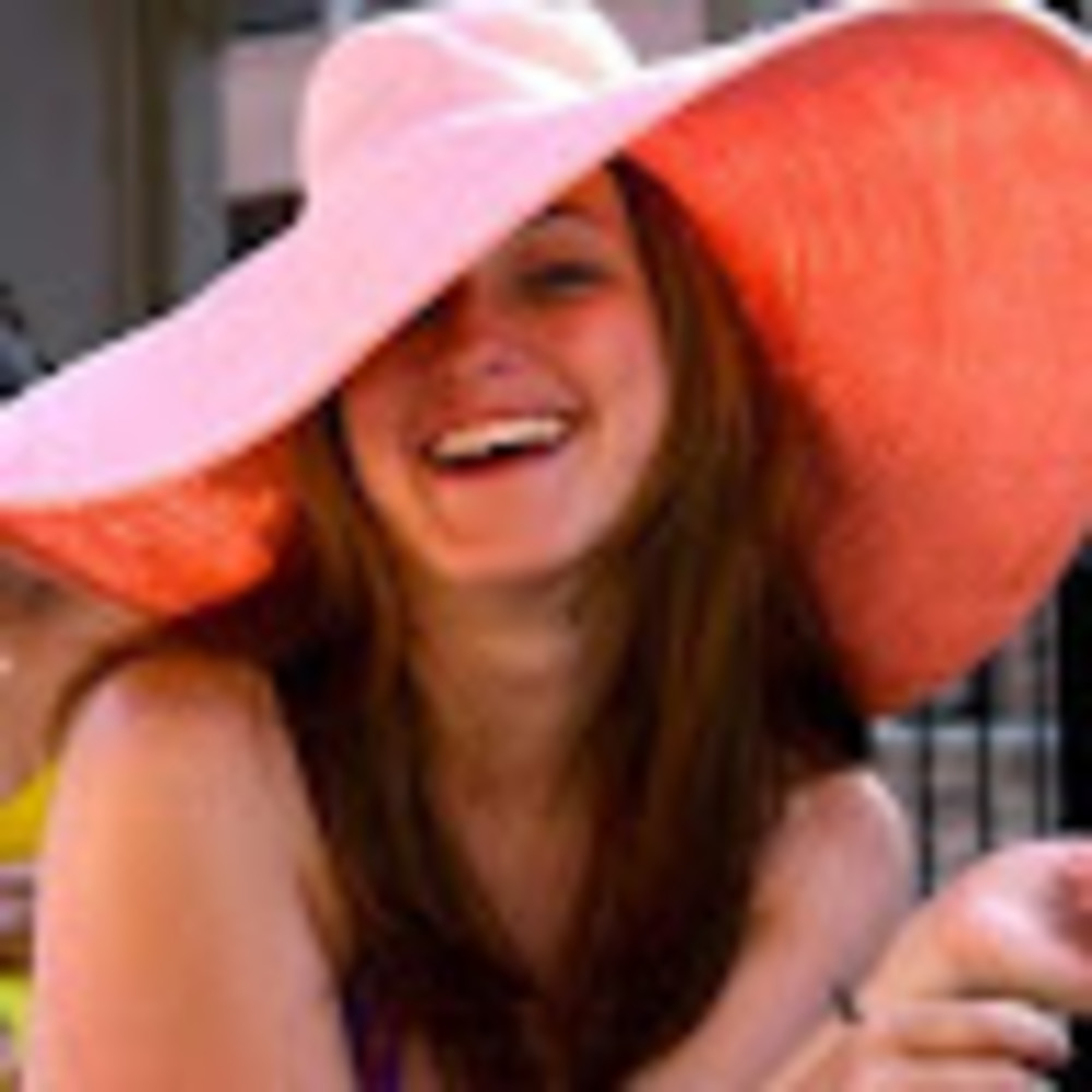 Meet your Posher, Carla